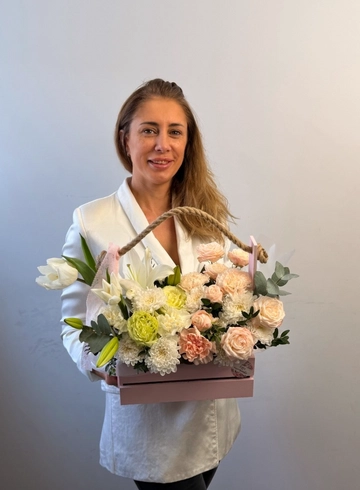 Композиция &laquo;Марианна&raquo; от интернет-магазина цветов в 