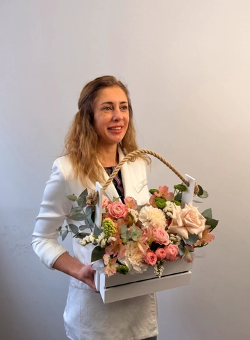 Композиция сборная &laquo;Цветочное послание&raquo; от интернет-магазина цветов в 