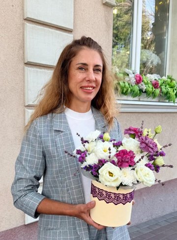 Композиция &laquo;Яркие ноты&raquo; от интернет-магазина цветов в 