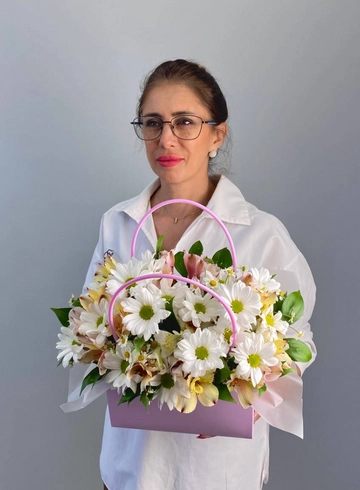 Композиция «Канди» от интернет-магазина цветов в 