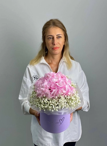 Композиция &laquo;Мишель&raquo; от интернет-магазина цветов в 