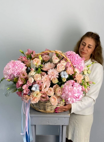 Композиция «Муза» от интернет-магазина цветов в 