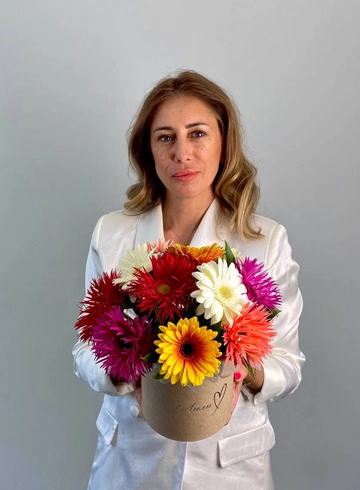 Композиция &laquo;Александра&raquo; от интернет-магазина цветов в 