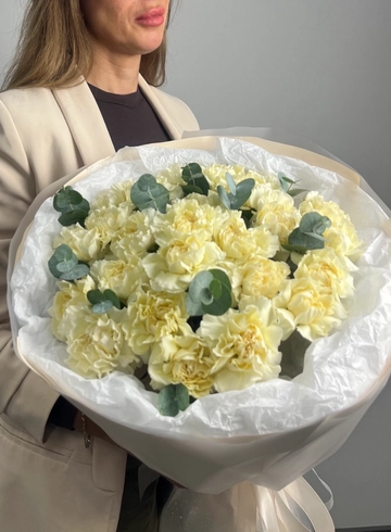 Букет из гвоздик «Диор» от интернет-магазина цветов в 