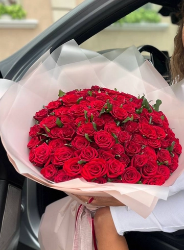 Букет из роз «Классика» от интернет-магазина цветов в 
