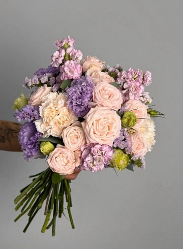 Букет &laquo;Нежность&raquo; от интернет-магазина цветов в 