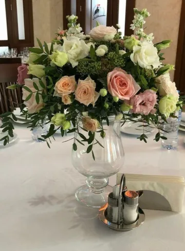 Оформление свадебного стола от интернет-магазина цветов в 