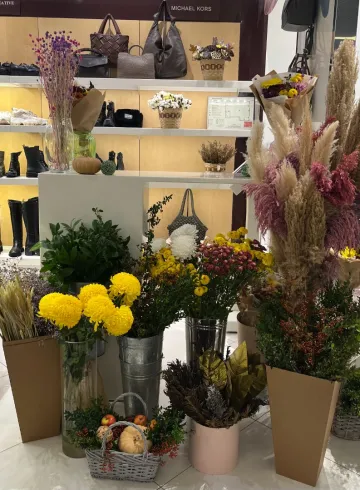 Осеннее оформление от интернет-магазина цветов в 