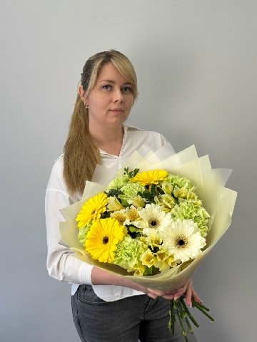 Букет &laquo;Нежный комплимент&raquo; от интернет-магазина цветов в 