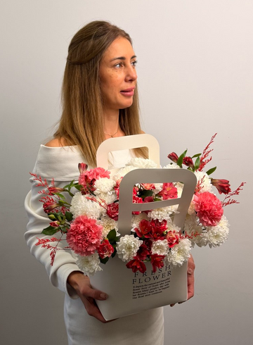 Композиция из хризантем, роз и альстромерий &laquo;Розовый Восторг&raquo; от интернет-магазина цветов в 