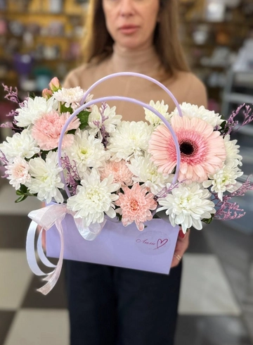 Композиция «Астрид» от интернет-магазина цветов в 