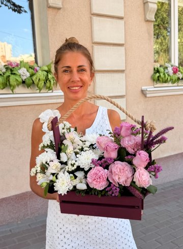 Композиция &laquo;Сентябрь&raquo; от интернет-магазина цветов в 
