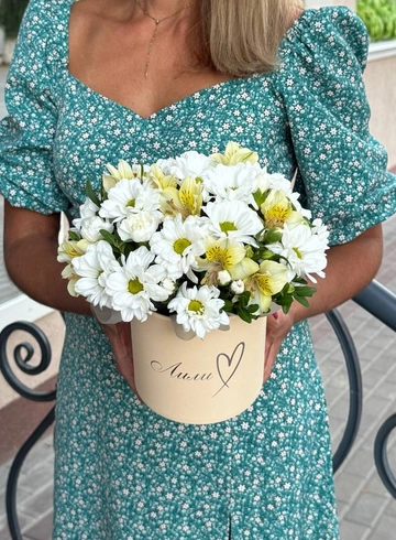 Композиция «Цветочная поэзия» от интернет-магазина цветов в 