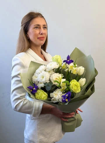 Сборный букет &laquo;Мюзикл&raquo; от интернет-магазина цветов в 