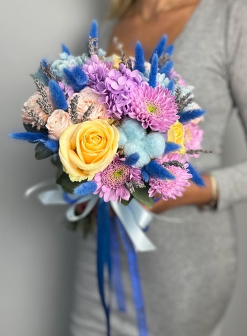 Букет невесты &laquo;Яркое мгновение&raquo; от интернет-магазина цветов в 