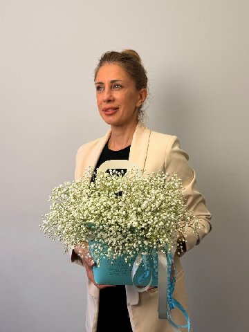 Композиция с гипсофилой &laquo;Мята&raquo; от интернет-магазина цветов в 