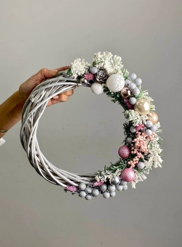 Венок новогодний «Гламур» от интернет-магазина цветов в 