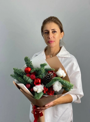 Букет «Снегири» от интернет-магазина цветов в 