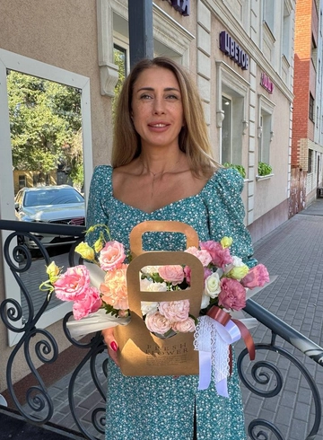 Композиция «Английский сад» от интернет-магазина цветов в 