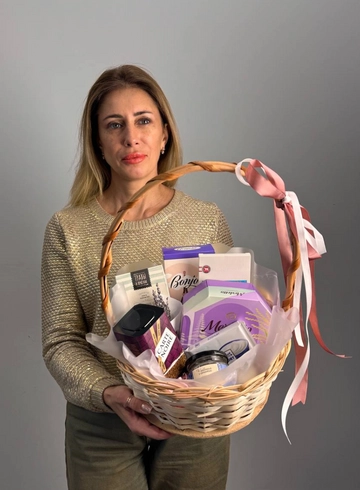 Корзина &laquo;Сиреневый рай&raquo; от интернет-магазина цветов в 