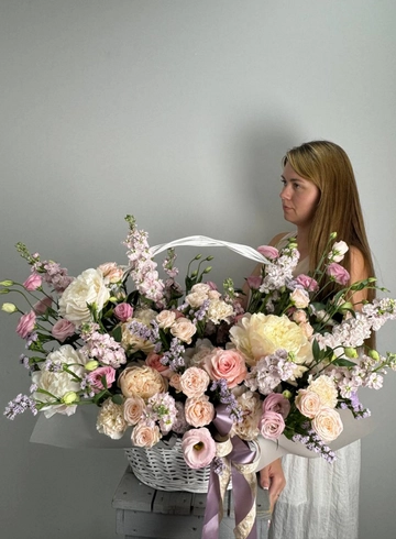 Композиция «Цветочная капель» от интернет-магазина цветов в 