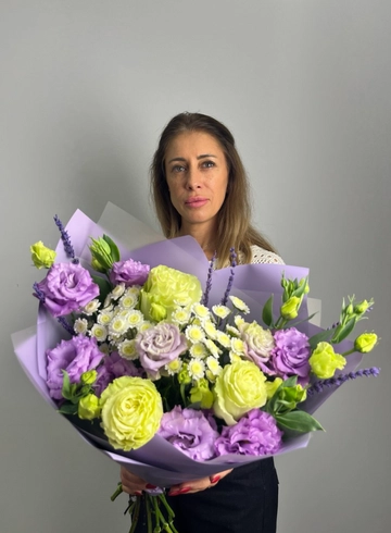 Сборный букет «Созвездие» от интернет-магазина цветов в 