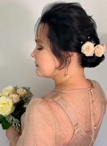 Цветы в волосы от интернет-магазина цветов в 