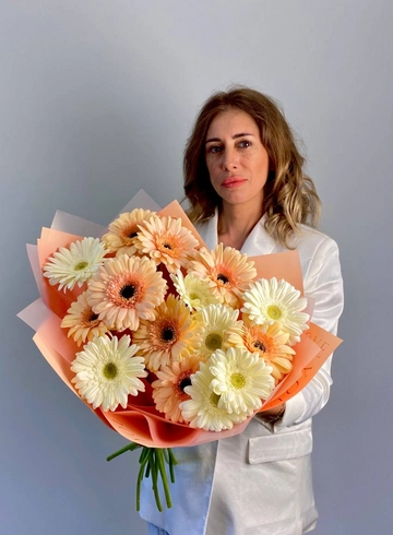 Букет из гербер &laquo;Весеннее настроение&raquo; от интернет-магазина цветов в 