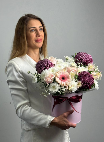 Композиция сборная &laquo;Великолепие&raquo; от интернет-магазина цветов в 