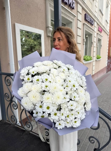 Букет из хризантем «Изумительный» от интернет-магазина цветов в 