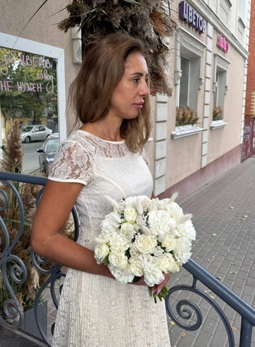 Букет с эустомой «Воздушный поцелуй» от интернет-магазина цветов в 