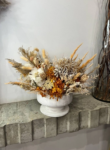 Композиция из сухоцветов &laquo;Изящный Декор" от интернет-магазина цветов в 