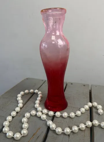 Ваза &laquo;Красная&raquo; от интернет-магазина цветов в 