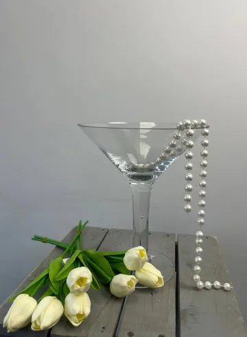 Ваза &laquo;Фужер&raquo; от интернет-магазина цветов в 