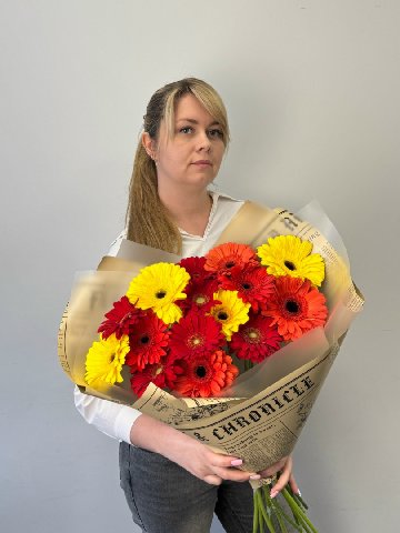 Букет из гербер &laquo;Солнечный хит&raquo; от интернет-магазина цветов в 