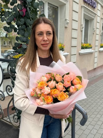 Букет из роз  &laquo;Монро&raquo; от интернет-магазина цветов в 