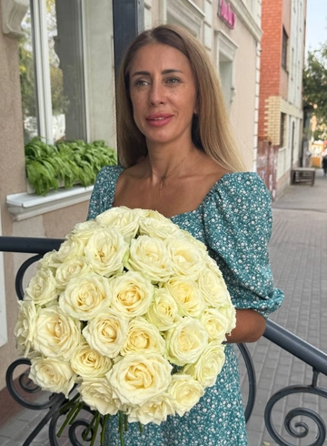 Монобукет из роз «Флоренция» от интернет-магазина цветов в 