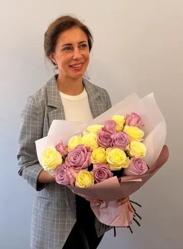 Букет из роз &laquo;Весеннее тепло&raquo; от интернет-магазина цветов в 