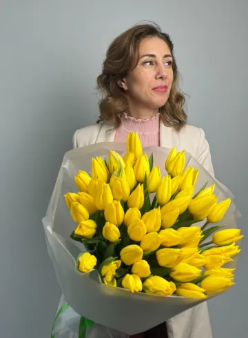 Букет из тюльпанов &laquo;Ароматы марта&raquo; от интернет-магазина цветов в 