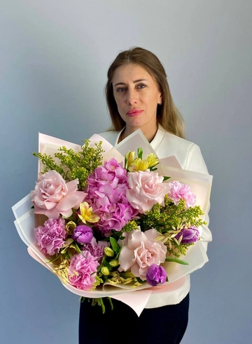 Букет сборный«Приближение весны» от интернет-магазина цветов в 