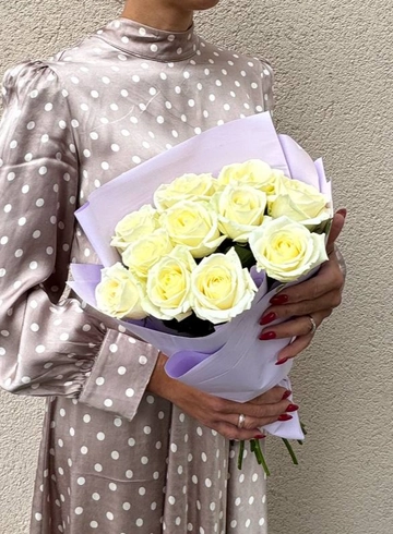 Букет из белых роз «Нежное утро» от интернет-магазина цветов в 