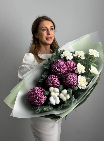 Букет сборный &laquo;Зимний поцелуй&raquo; от интернет-магазина цветов в 