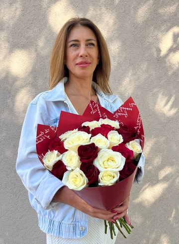 Букет из роз «Приятный вечер» от интернет-магазина цветов в 