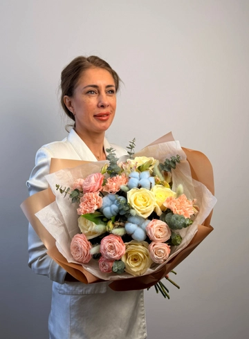Букет сборный &laquo;Вуаль&raquo; от интернет-магазина цветов в 