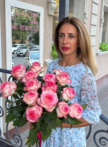 Роза &laquo;Джамилия&raquo; 50 cм от интернет-магазина цветов в 